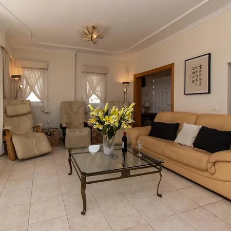 Villa Encantada